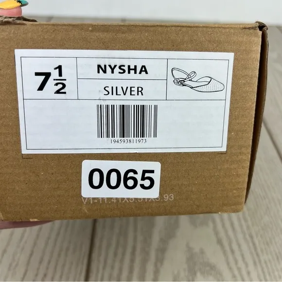 Journee Collection Nysha Formal Glitter Gem Material Flats 7.5 Silver $100