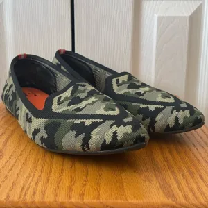 JUDY   Birdies The Blackbird Limited Edition Camo Washable Knit Flats SZ 9