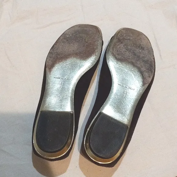 Juicy Couture flats