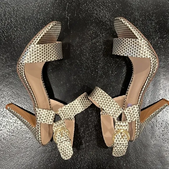 Karl Lagerfeld Paris Cadia Ankle Strap Dress Sandals NWOT