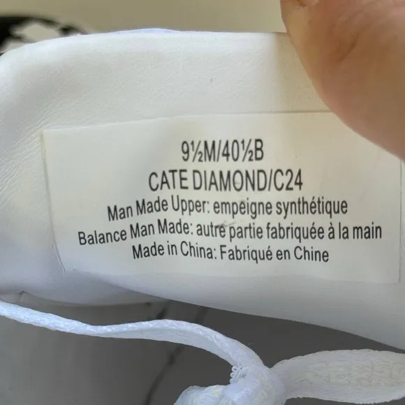 KARL LAGERFELD PARIS Cate Logo Platform Sneakers