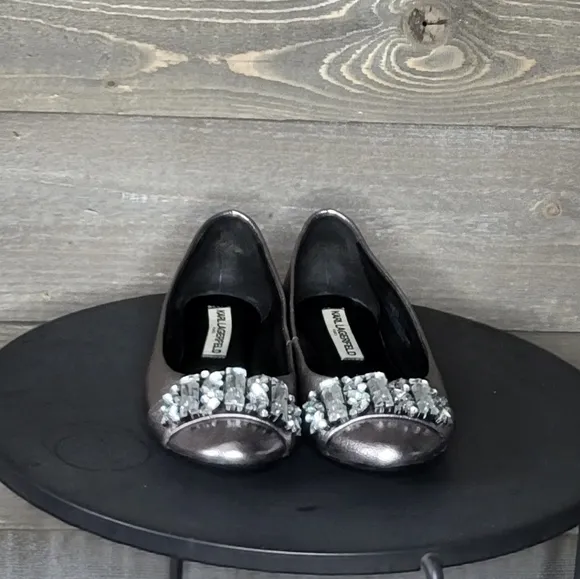 Karl Lagerfeld Paris Viola Silver Leather Crystals Almond Toe Ballerina …