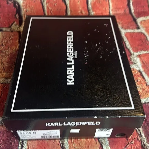 KARL LAGERFELD PARIS Women's Vina Embellished Lace-Up Low-Top Sneakers size 7.5