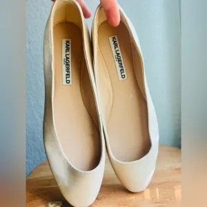 Karl lagerfeld pars flats size 8
