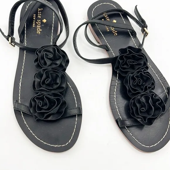 Kate Spade Caryl Black Sandals Roses Rosettes Black size 8