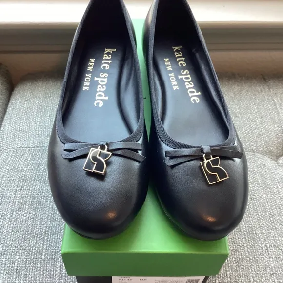 kate spade new york Women's Dakota Charm Ballet Flats, size 6