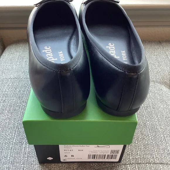 kate spade new york Women's Dakota Charm Ballet Flats, size 6