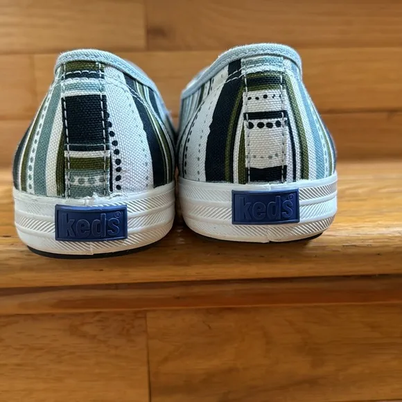 Keds Original Navy Stripes Loafers Excellent Condition Size 9