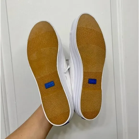 KEDS Triple Kick Platform Sneaker in White Size 7