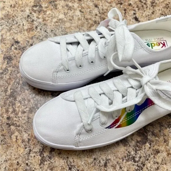 KEDS Triple Kick Platform Sneaker in White Size 7
