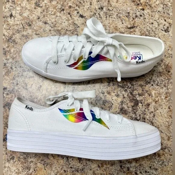 KEDS Triple Kick Platform Sneaker in White Size 7