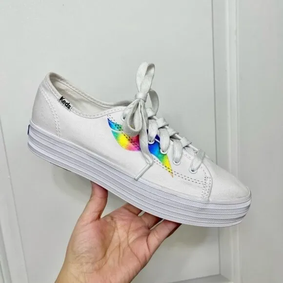 KEDS Triple Kick Platform Sneaker in White Size 7
