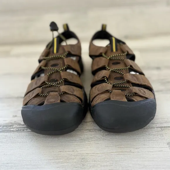 Keen Men’s Size 10.5 Classic Newport Closed Toe Leather Sandals Waterproof
