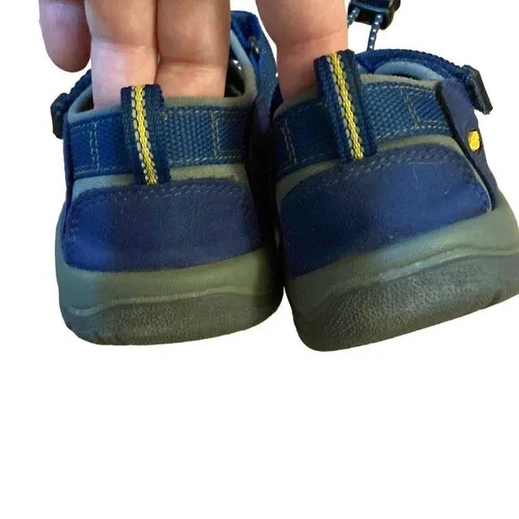 Keen Big Kids Newport H2 Sandals Blue Depths/Gargoyle Size 3