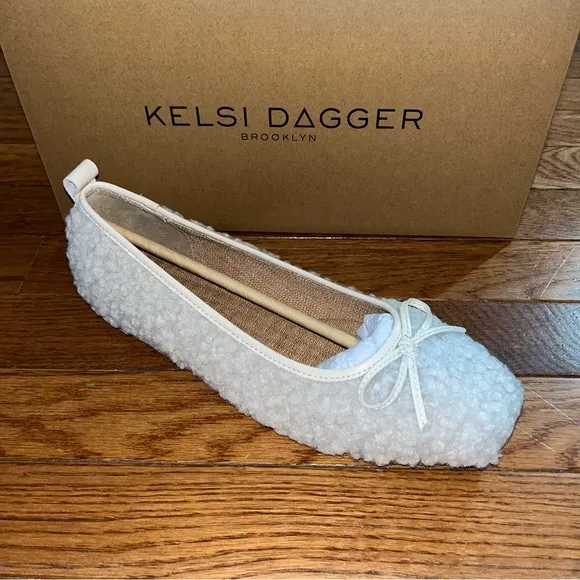 Kelsi Dagger Frankie Sherpa Ballet Flats Natural Cream Women’s Size 10