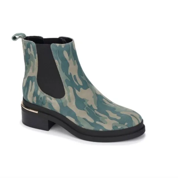 Kenneth Cole NWOB Womens Levon 2.0 Welt Chelsea Suede  Chelsea Boots-Size 8