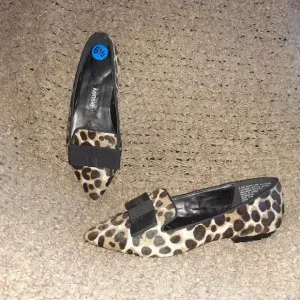 KENSIE-Leopard Pattern Calf Hair Ballet Flats