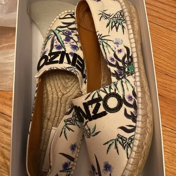 Kenzo Cream and Purple Espadrilles with Botanical Design size US 8 EU 40