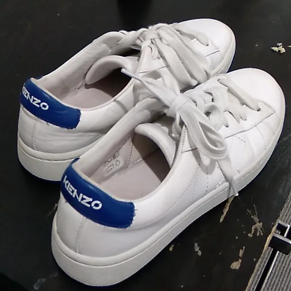Kenzo low top lace up sneakers size 37 (fr)