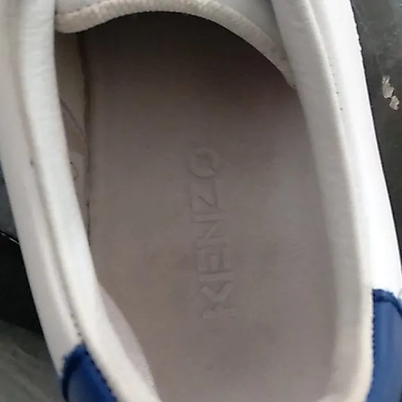 Kenzo low top lace up sneakers size 37 (fr)