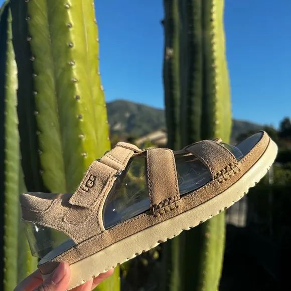 Kid’s UGG Goldenstar Strap Driftwood Sandals #6