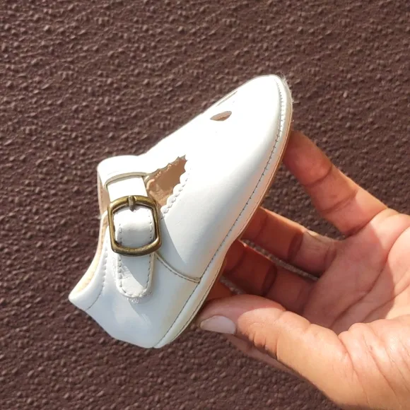 Kolan Baby Girls Soft Sole Leather Shoes T-Strap Mary Jane for Infant Prewalkers