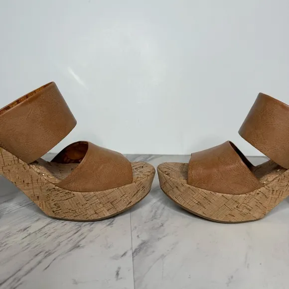 Korks Kork Ease Dezi Brown Strap Cork Heeled Sandal 11M