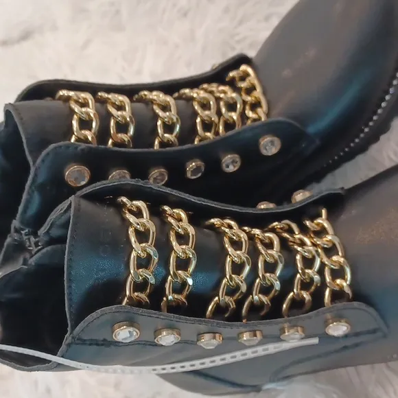Kurt Geiger London Girls' Mini Bax Leather Rhinestone Chain Leather Combat Boots