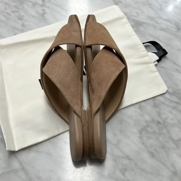 L'AGENCE Camila Cappuccino Suede Slip On Sandals NIB Size 36
