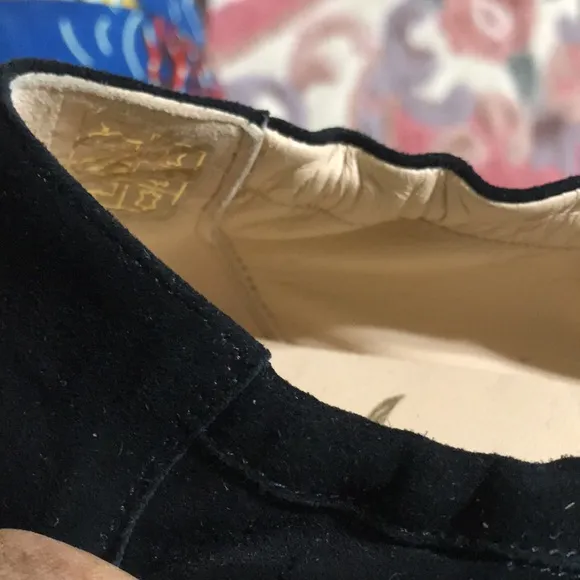 Lalisa suede/patent leather flats. Made in Spain. EUC
