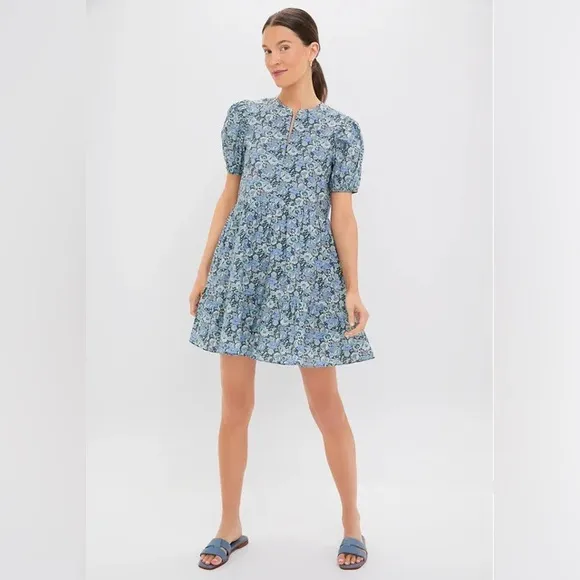 Large Tuckernuck Hyacinth House Light Blue Ditsy Floral Zip Front Ellie Dress