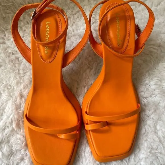 Lemonade Cicely Orange platform square toe strap ankle strap sandals size 10