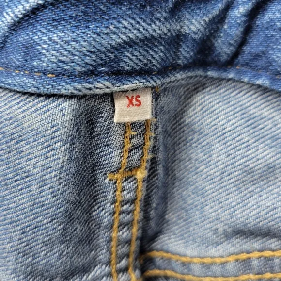 Levi’s Premium Denim Overalls Women’s XS Blue Jean Adjustable Strap Vintage
