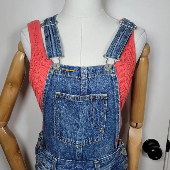 Levi’s Premium Denim Overalls Women’s XS Blue Jean Adjustable Strap Vintage