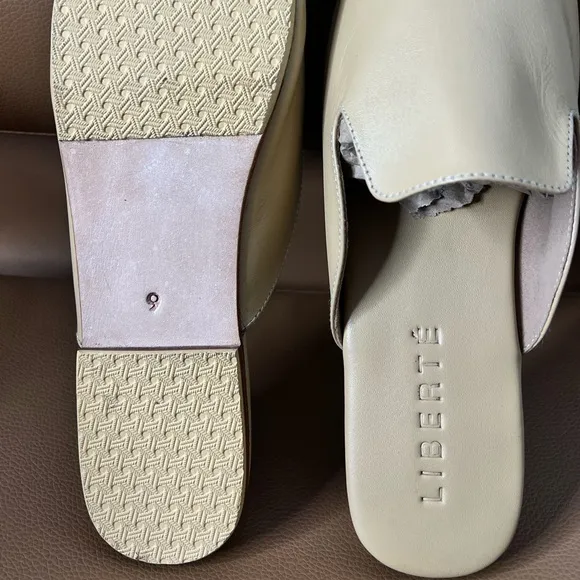 Liberte The Modern Mule in Cream Women’s Sz 9