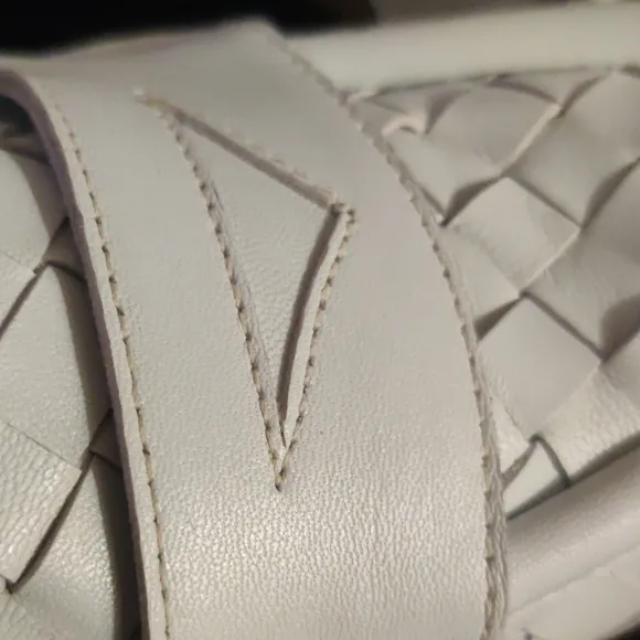 L'idea Italian Leather Woven Loafers Size 38 NWOB