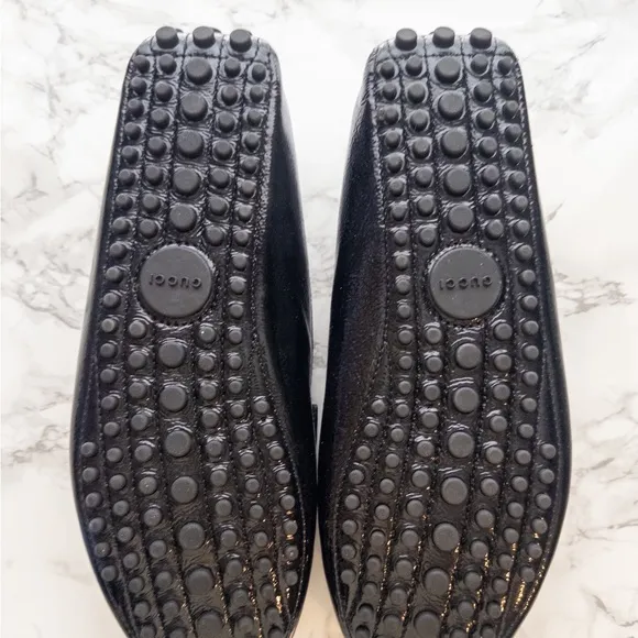 Like New Gucci Sachelin Black Patent Leather Interlocking Silver Tone GG Driving