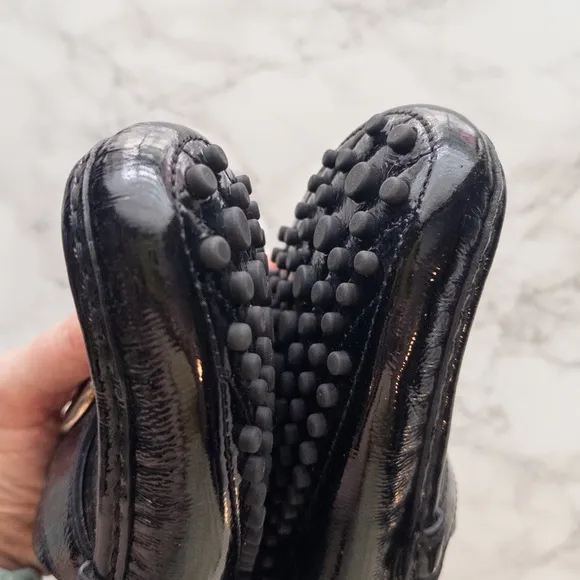 Like New Gucci Sachelin Black Patent Leather Interlocking Silver Tone GG Driving