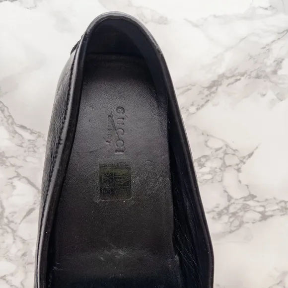 Like New Gucci Sachelin Black Patent Leather Interlocking Silver Tone GG Driving