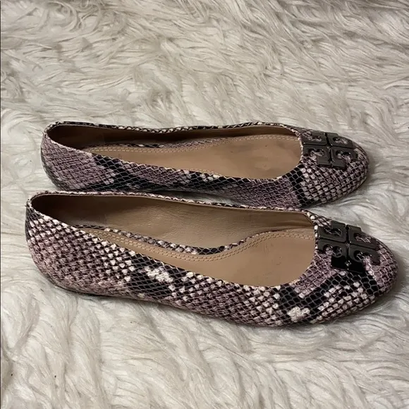 Like new Tory Burch Lowell 2 snake flats