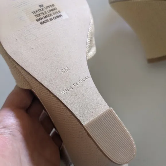 {Lilly Pulitzer} Brand New Emmie Wedge Sandals