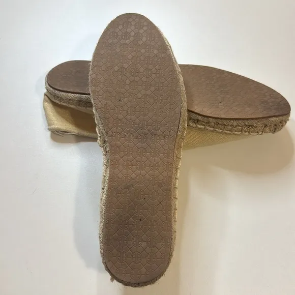 Lilly Pulitzer Lia gold espadrilles