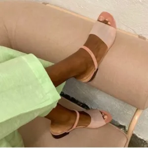 Lisa Says Gah Rika Sandals Size 7 Pink
