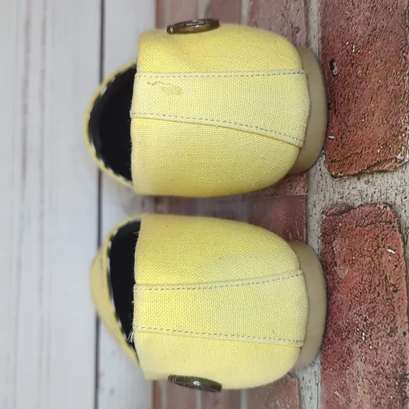 Loly In the Sky Sonia Flats Yellow 'Hello Sunshine' Flats Loafers Women's 9