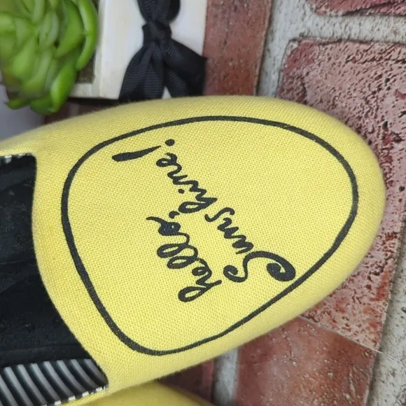 Loly In the Sky Sonia Flats Yellow 'Hello Sunshine' Flats Loafers Women's 9