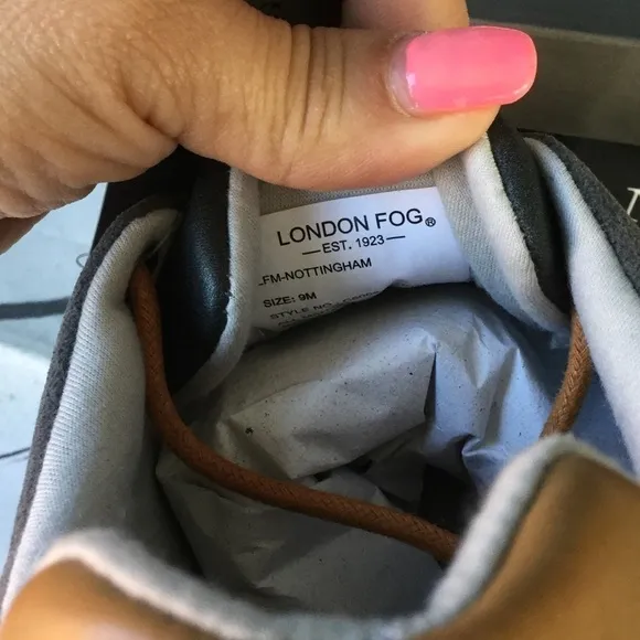 London Fog Sneakers NWT