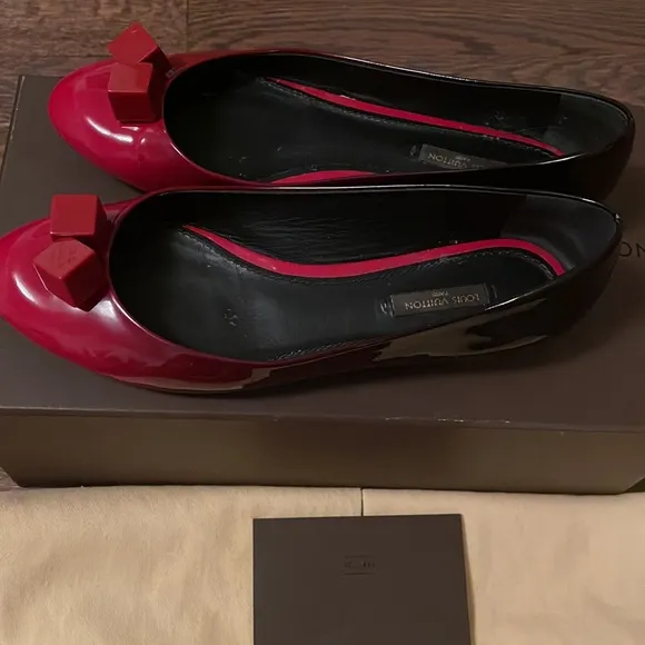 Louis Vuitton Ombré Gossip Flats