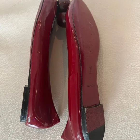 Louis Vuitton Red Patent Ballet Flats Round LV Embellished