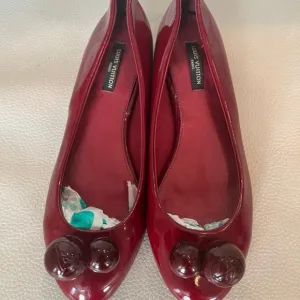 Louis Vuitton Red Patent Ballet Flats Round LV Embellished