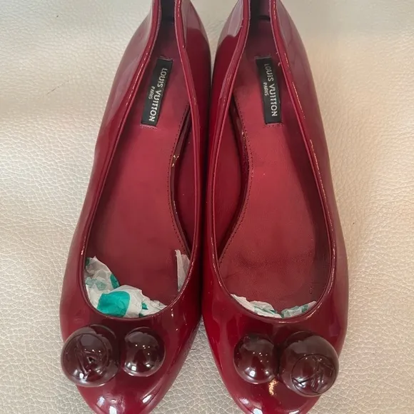 Louis Vuitton Red Patent Ballet Flats Round LV Embellished